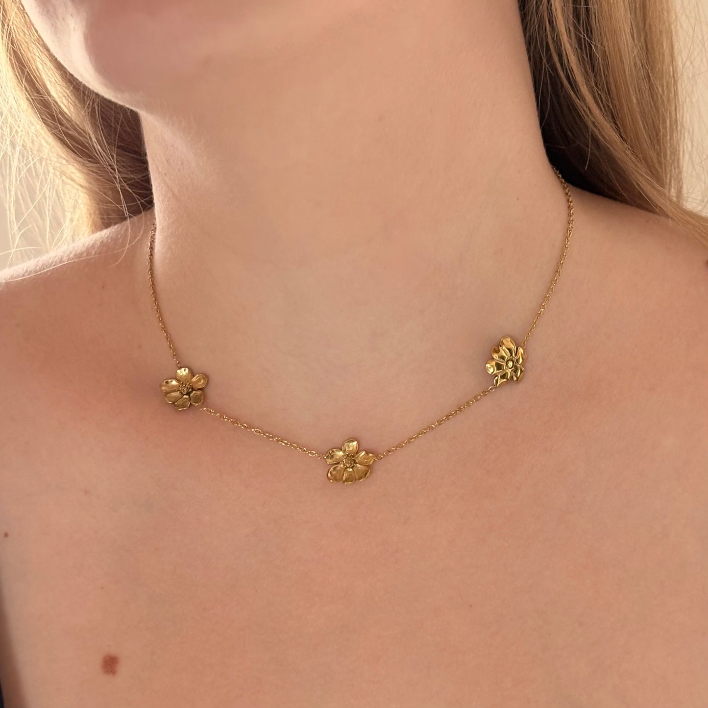 Collier fleurs